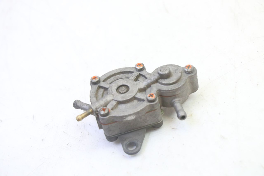 photo de TANKUNTERDRUCK PEUGEOT VIVACITY NEW 2T 50 (2008 - 2017)