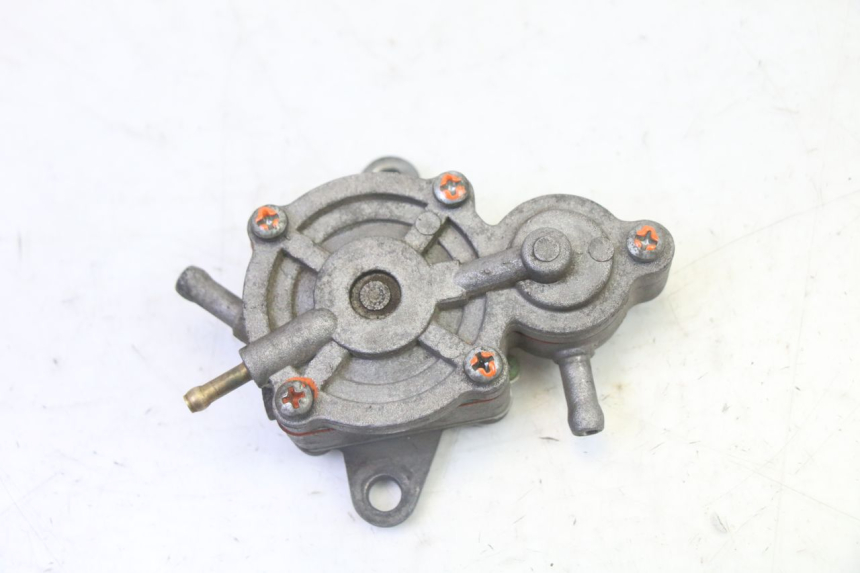 photo de TANKUNTERDRUCK PEUGEOT VIVACITY NEW 2T 50 (2008 - 2017)