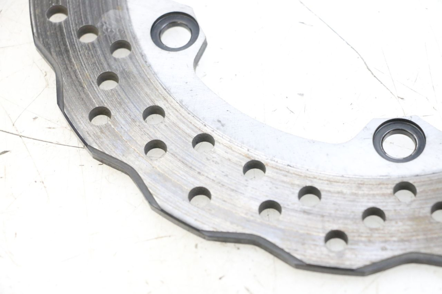 photo de BREMSSCHEIBE HINTEN YAMAHA MT-07 MT07 ABS 700 (2018 - 2020) - Technische Nahaufnahme