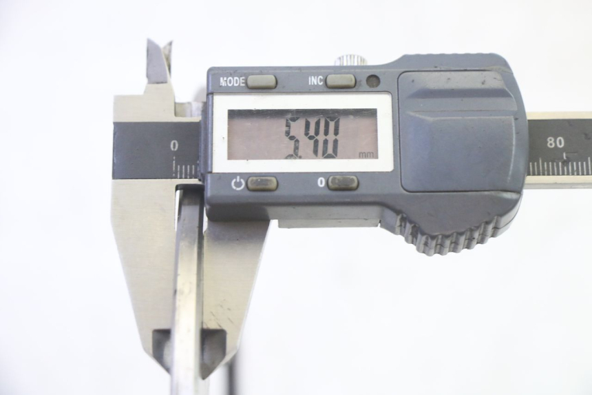 photo de BREMSSCHEIBE HINTEN KAWASAKI ZR 7 750 (1999 - 2001) - Oberflächenzustand und Material