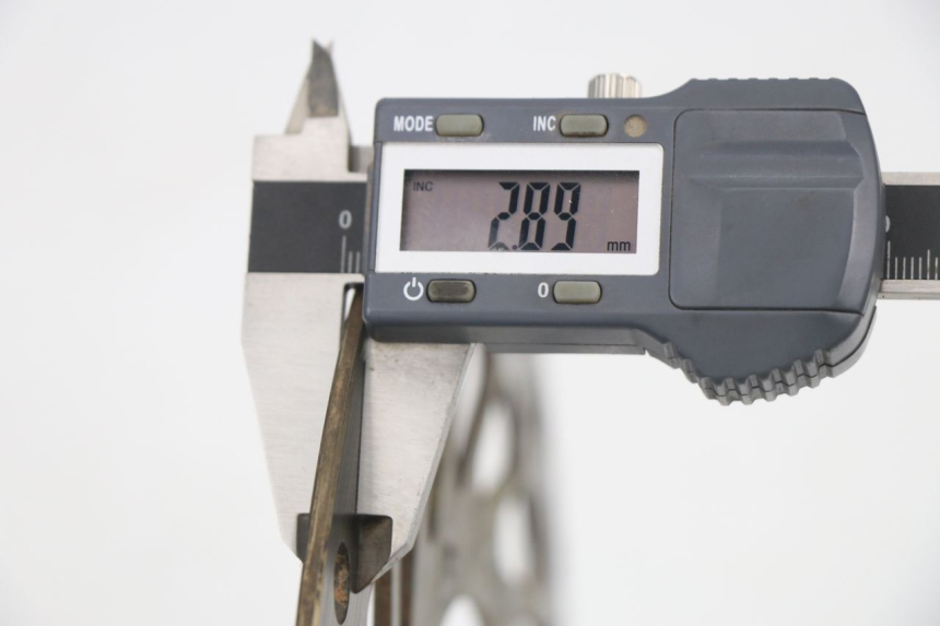 photo de BREMSSCHEIBE VORNE HONDA CR 125 (1995 - 1997)