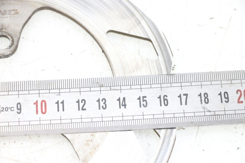 photo de BREMSSCHEIBE VORNE PEUGEOT LUDIX 50 (2005 - 2007) - Details der Befestigungspunkte