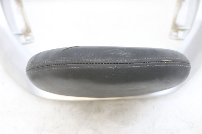 photo de RÜCKENLEHNE  PEUGEOT ELYSEO 125 (1999 - 2004) - Hochauflösende Nahaufnahme