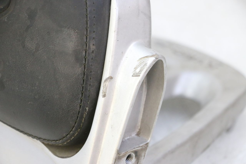 photo de RÜCKENLEHNE  KYMCO GRAND DINK 125 (2002 - 2007)