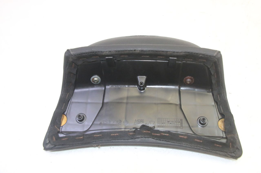 photo de RüCKENLEHNE PIAGGIO MP3 125 (2006 - 2014)