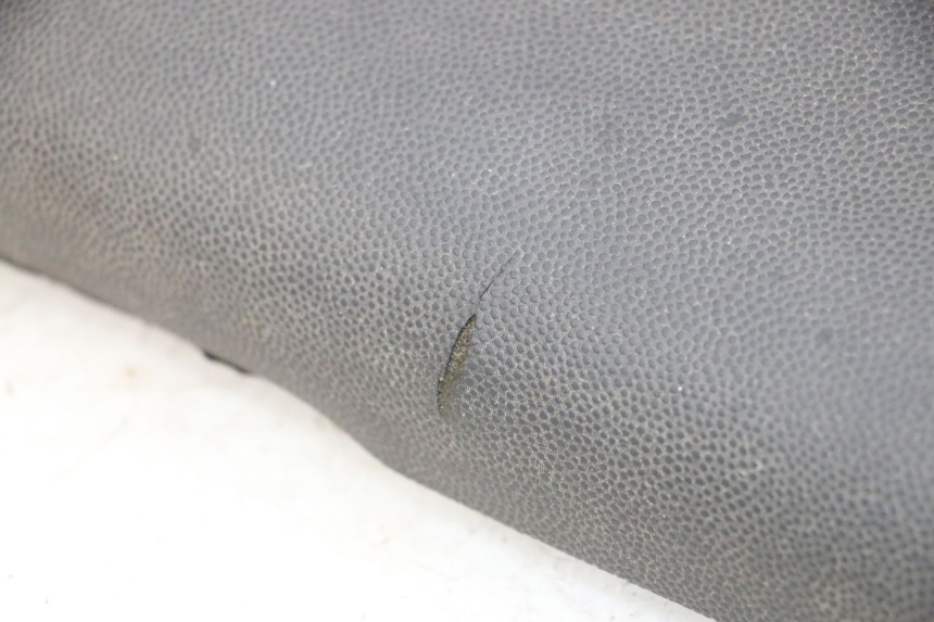 photo de RÜCKENLEHNE  PIAGGIO MP3 RL 250 (2007 - 2010)