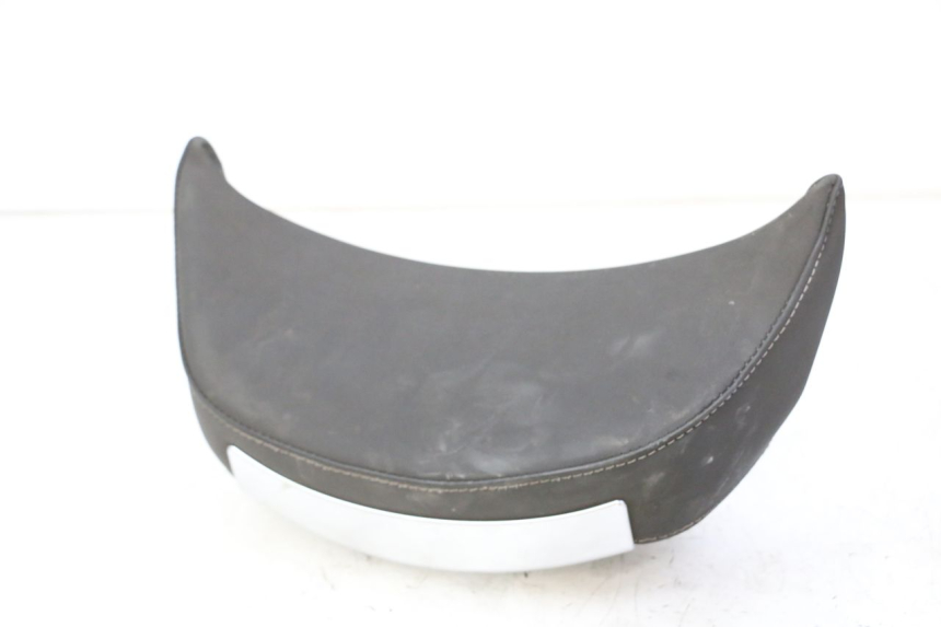 photo de RüCKENLEHNE PEUGEOT SATELIS 125 (2010 - 2012)