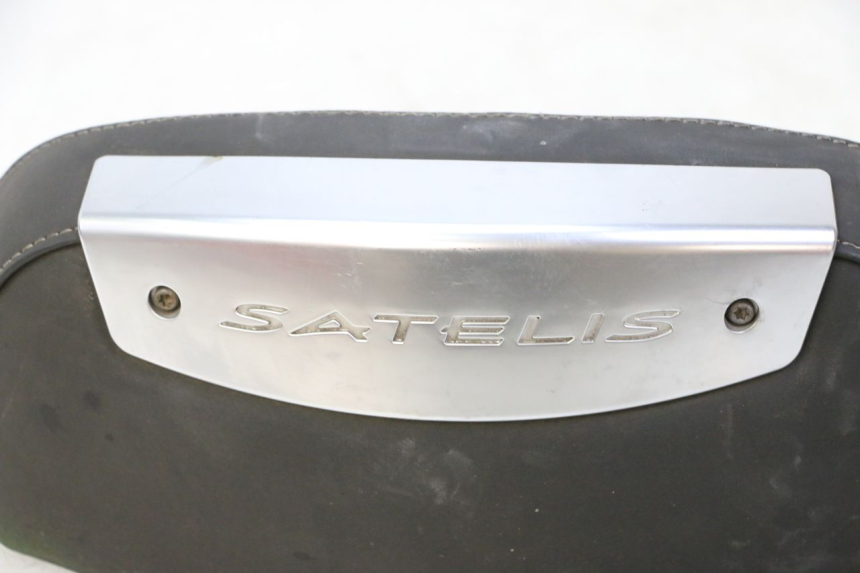 photo de RüCKENLEHNE PEUGEOT SATELIS 125 (2010 - 2012)