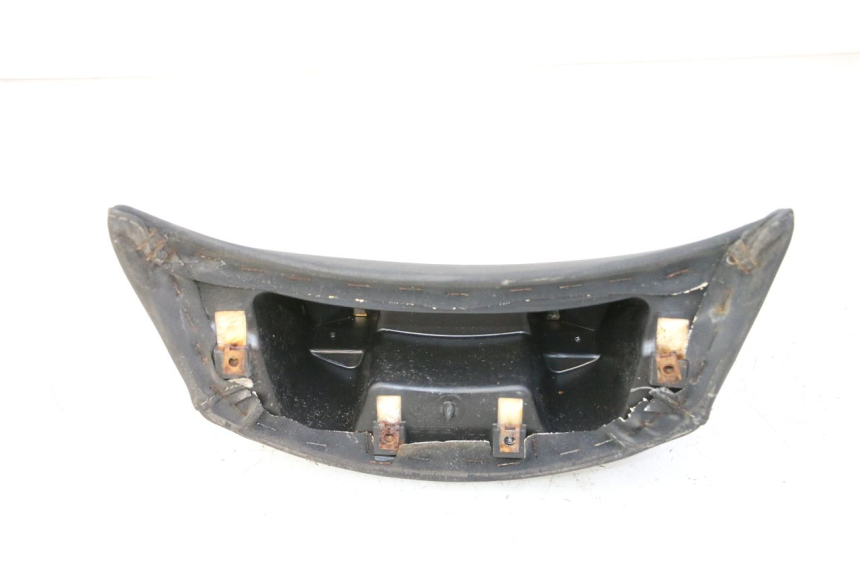 photo de RüCKENLEHNE PEUGEOT SATELIS 125 (2010 - 2012)