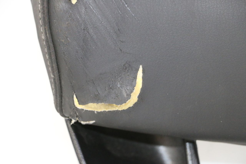 photo de RÜCKENLEHNE  YAMAHA XMAX X-MAX 125 (2021 - 2025) - Detaillierte Sichtprüfung