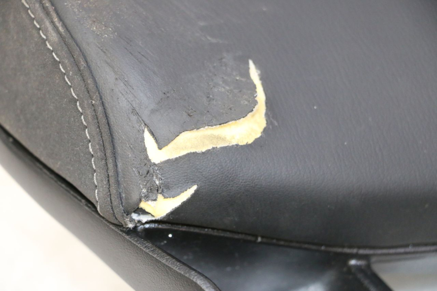 photo de RÜCKENLEHNE  YAMAHA XMAX X-MAX 125 (2021 - 2025) - Technische Nahaufnahme