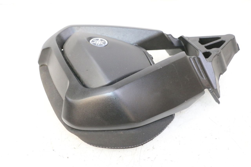 photo de RÜCKENLEHNE  YAMAHA XMAX X-MAX 125 (2021 - 2025) - Oberflächenzustand und Material