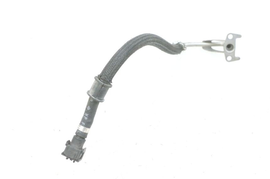 photo de KRAFTSTOFFLEITUNGEN SUZUKI BURGMAN 125 (2007 - 2014) - Details der Befestigungspunkte