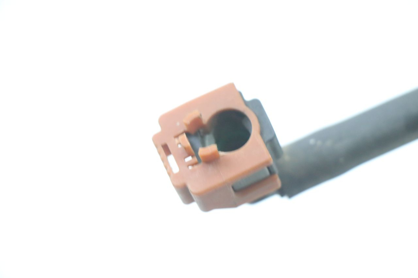 photo de EINSPRITZVENTILE SCHLAUCH YAMAHA FZ6 FAZER S2 600 (2007 - 2011)