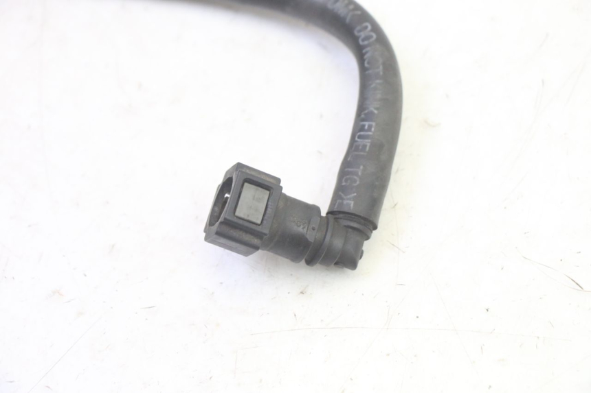 photo de EINSPRITZVENTILE SCHLAUCH YAMAHA FZ6 N FAZER 600 (2004 - 2006)