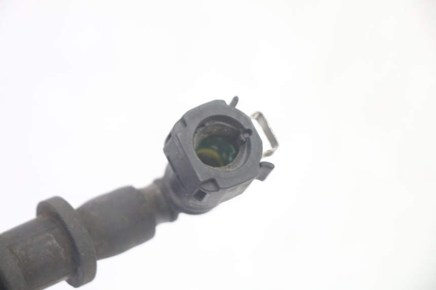 photo de EINSPRITZVENTILE SCHLAUCH PIAGGIO MP3 HPE 350 (2018 - 2020) - Technische Nahaufnahme