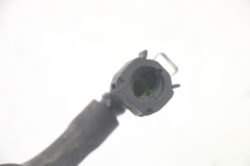 photo de EINSPRITZVENTILE SCHLAUCH PIAGGIO MP3 HPE 350 (2018 - 2020) - Details der Befestigungspunkte