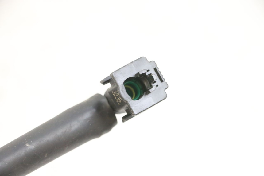 photo de EINSPRITZVENTILE SCHLAUCH YAMAHA TRICITY 300 (2020 - 2024) - Zoom auf Gebrauchszustand