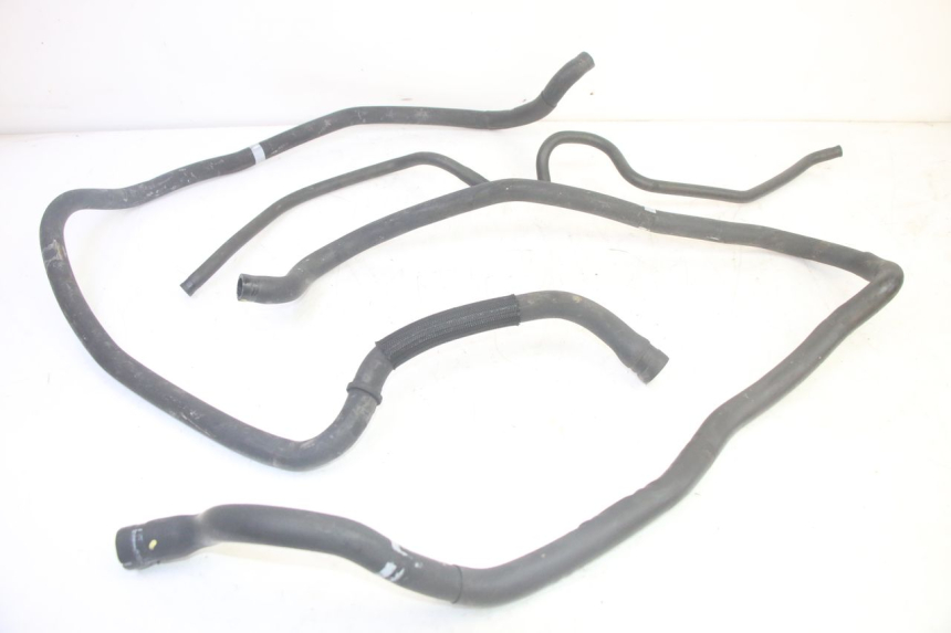 photo de KÜHLERSCHLAUCH PIAGGIO MP3 HPE 350 (2018 - 2020) - Hauptansicht