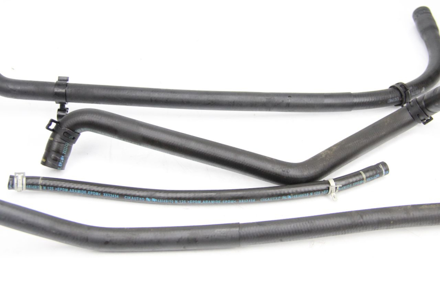 photo de KÜHLERSCHLAUCH PEUGEOT SATELIS 125 (2013 - 2018)