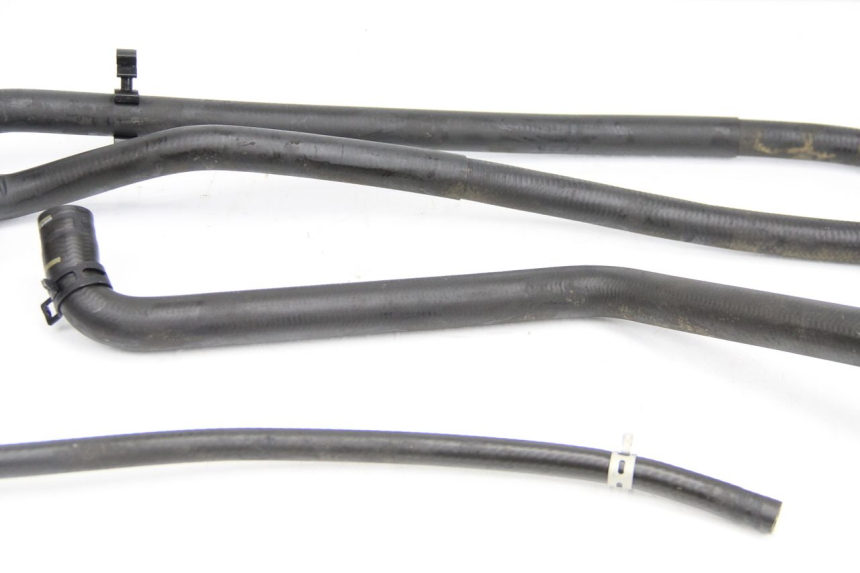 photo de KÜHLERSCHLAUCH PEUGEOT SATELIS 125 (2013 - 2018)