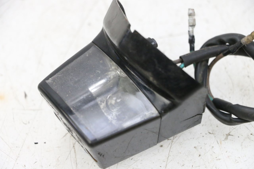 photo de KENNZEICHENBELEUCHTUNG KYMCO AGILITY CITY 4T 50 (2008 - 2016) - Detailansicht des Bauteils