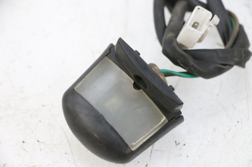 photo de KENNZEICHENBELEUCHTUNG JM MOTORS GTS 125 (2015 - 2019) - Details der Befestigungspunkte