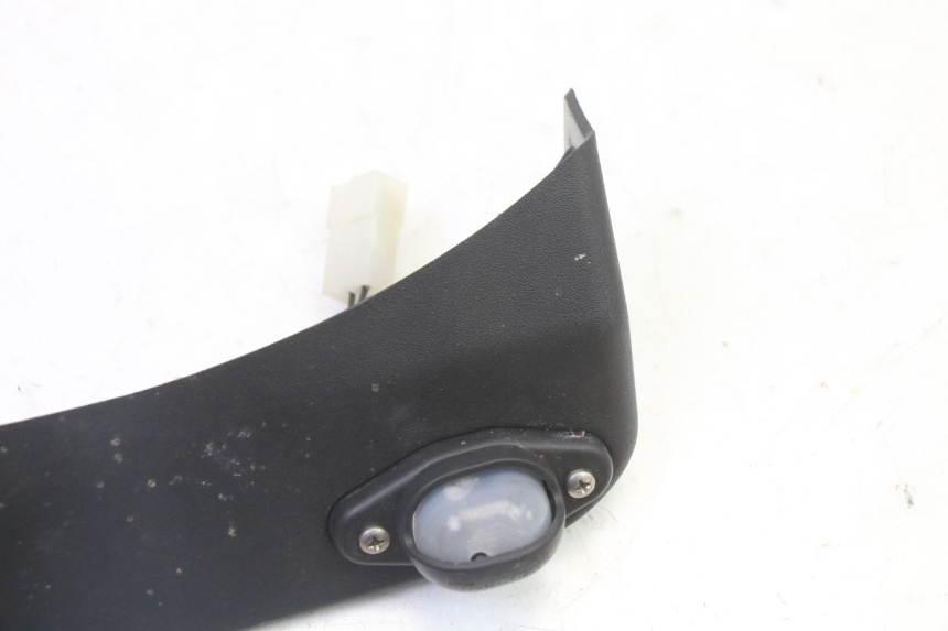 photo de KENNZEICHENBELEUCHTUNG PIAGGIO MP3 RL 250 (2007 - 2010)