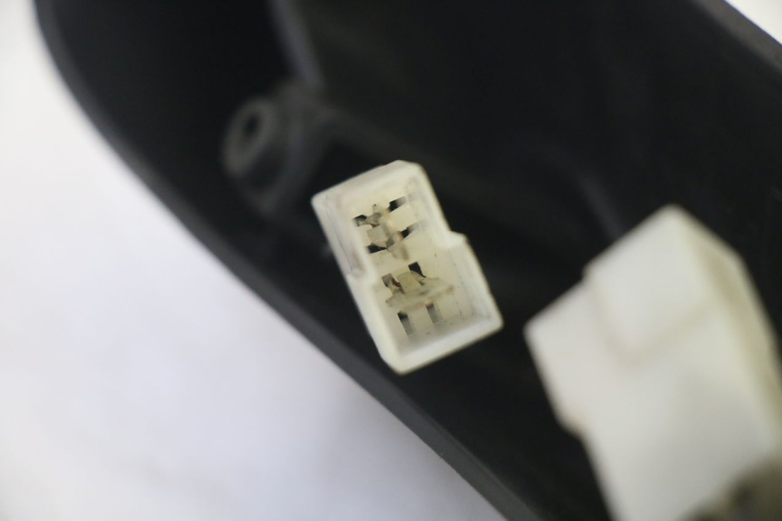 photo de KENNZEICHENBELEUCHTUNG PIAGGIO MP3 RL 250 (2007 - 2010)