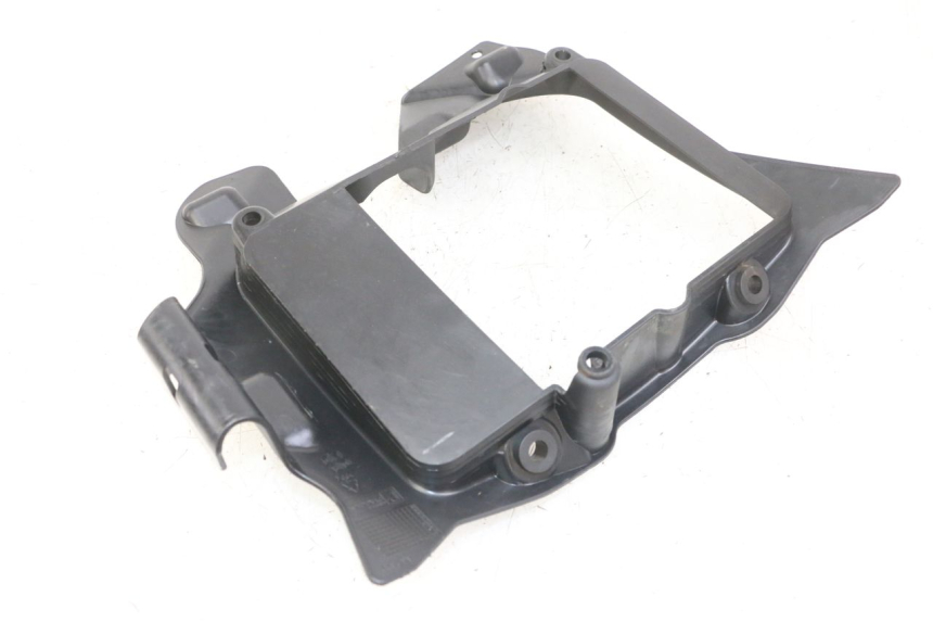 photo de KÜHLER VERKLEIDUNG PIAGGIO IE MP3 YOURBAN 300 (2011 - 2016)