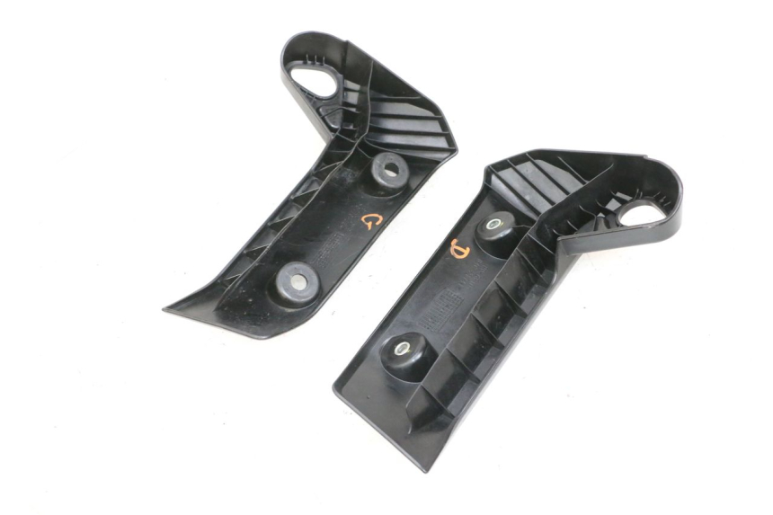 photo de KÜHLER VERKLEIDUNG YAMAHA MT-07 MT07 ABS 700 (2018 - 2020) - Zoom auf Gebrauchszustand