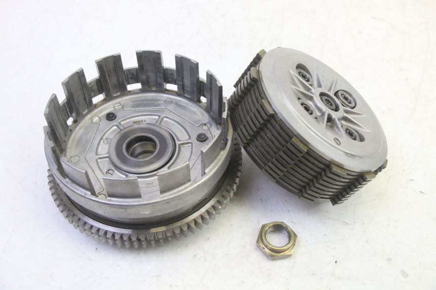 photo de KUPPLUNG MV AGUSTA BRUTALE R WALLY 910 (2008 - 2008) - Charakteristische Merkmale