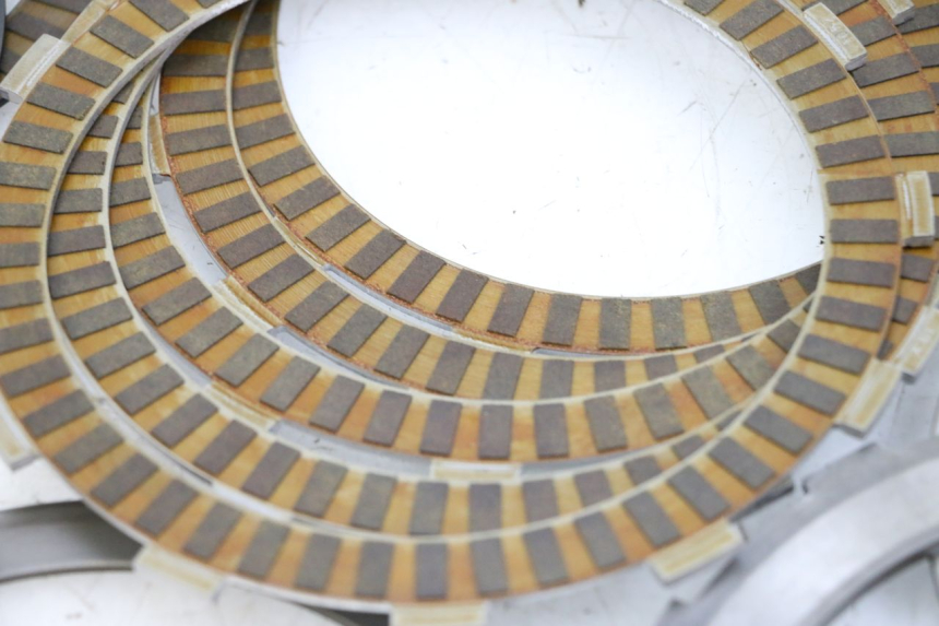 photo de KUPPLUNG SUZUKI BURGMAN EXECUTIVE ABS 650 (2006 - 2012) - Technische Nahaufnahme