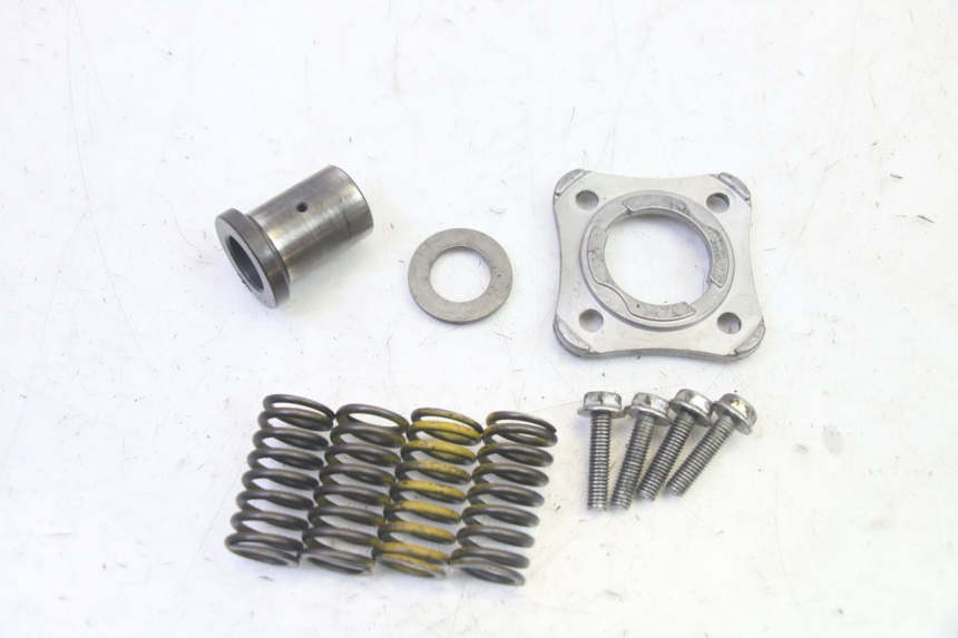 photo de KUPPLUNG HONDA CBF 125 (2009 - 2015)