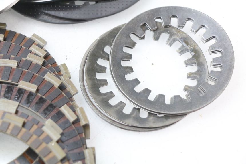 photo de KUPPLUNG SUZUKI GSX-R GSXR K16 1000 (2012 - 2016) - Zoom auf Komponenten