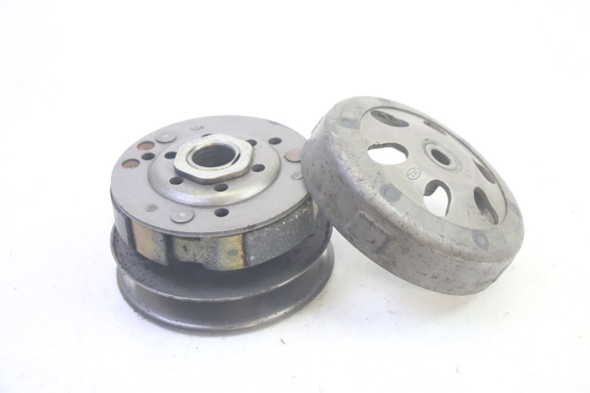 photo de KUPPLUNG PEUGEOT KISBEE 4T 50 (2010 - 2017) - Hauptansicht