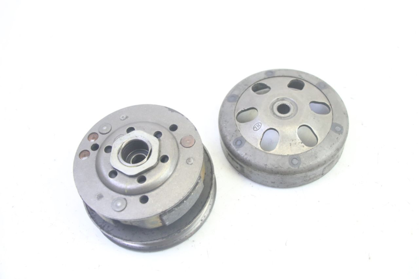 photo de KUPPLUNG PEUGEOT KISBEE 4T 50 (2010 - 2017) - Details der Befestigungspunkte