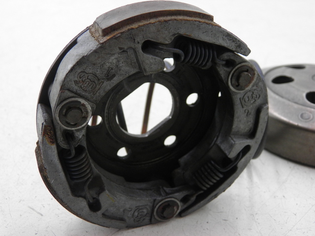 photo de KUPPLUNG KYMCO AGILITY 4T 50 (2005 - 2018)