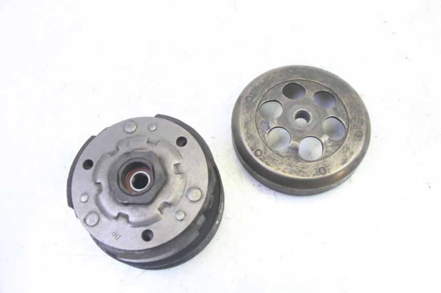 photo de KUPPLUNG RIDE RACE 2T 50 (2012 - 2017) - Details der Befestigungspunkte