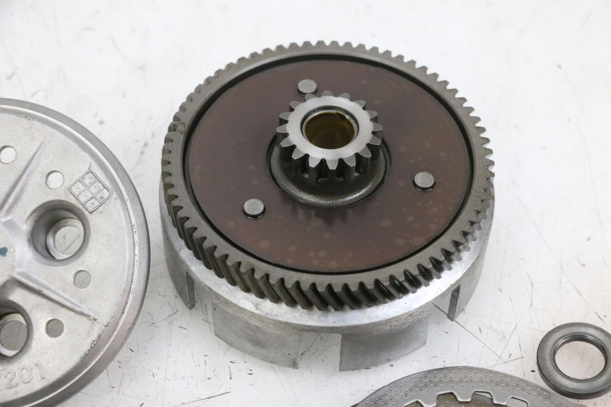 photo de KUPPLUNG YAMAHA TTR 125 (2000 - 2020) - Kennzeichnungen und Originalreferenzen