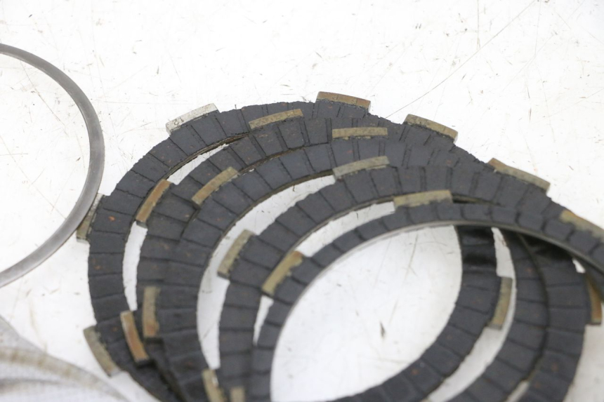 photo de KUPPLUNG KYMCO ZING 125 (1997 - 2003) - Details der Befestigungspunkte