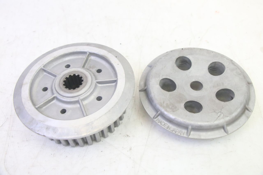 photo de KUPPLUNG KAWASAKI ZR 7 750 (1999 - 2001) - Details der Befestigungspunkte