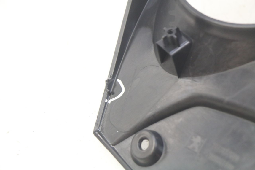 photo de TACHOMETERBLENDE PEUGEOT CITYSTAR 125 (2011 - 2017)