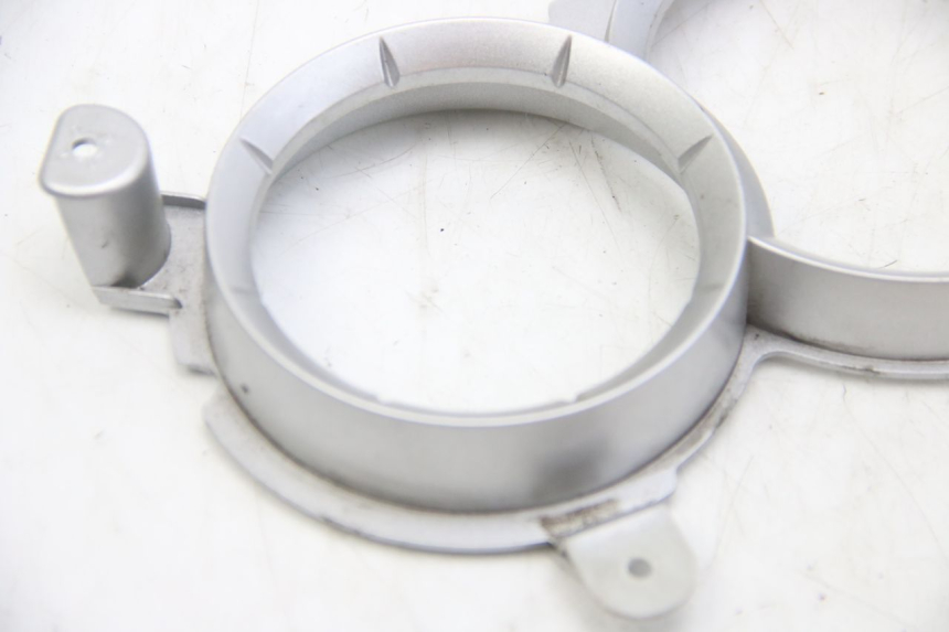 photo de TACHOMETERUMGEBUNG PEUGEOT CITYSTAR IE 2T 50 (2018 - 2021) - Details der Befestigungspunkte