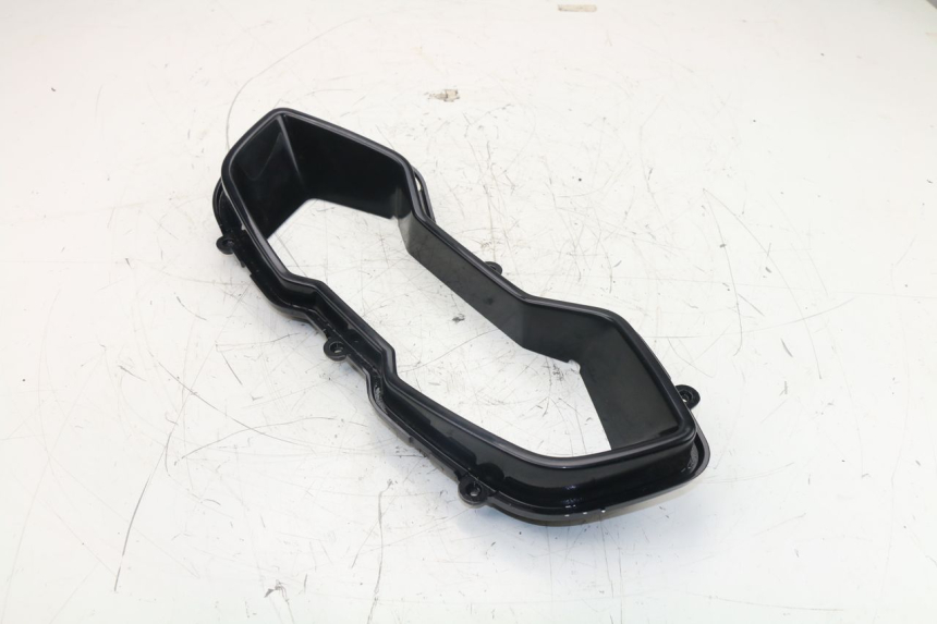 photo de TACHO VERKLEIDUNG PEUGEOT METROPOLIS 400 (2011 - 2016)