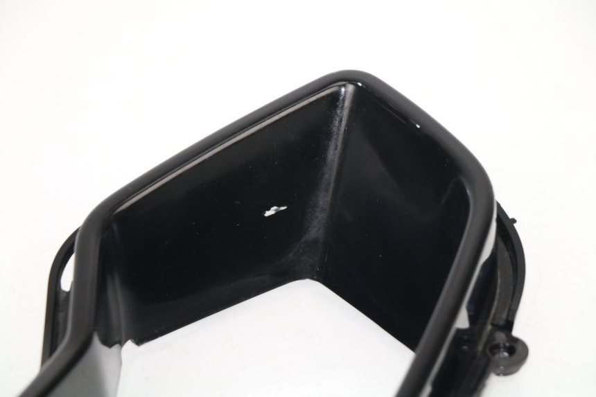 photo de TACHO VERKLEIDUNG PEUGEOT METROPOLIS 400 (2011 - 2016)