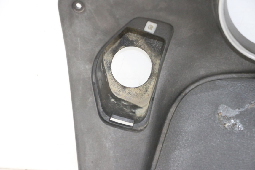 photo de TACHO VERKLEIDUNG PIAGGIO MP3 LT 300 (2010 - 2016)