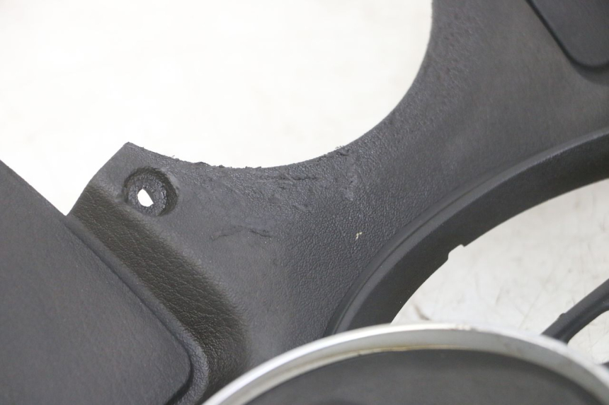 photo de TACHOMETERBLENDE PIAGGIO MP3 LT 400 (2007 - 2012)