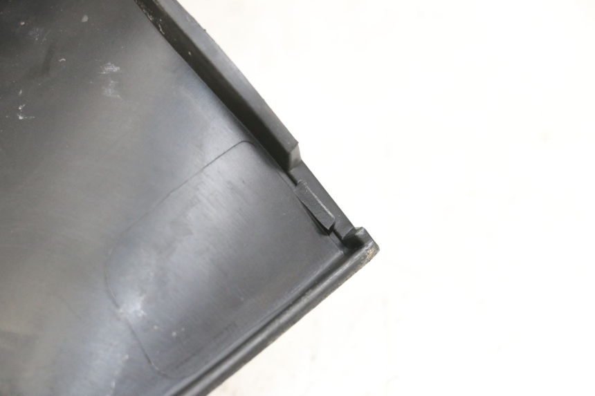 photo de TACHOMETERBLENDE PIAGGIO MP3 125 (2006 - 2014)