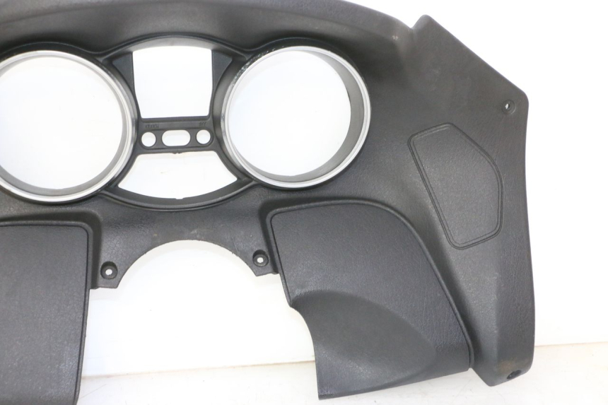 photo de TACHO VERKLEIDUNG PIAGGIO MP3 RL 250 (2007 - 2010)